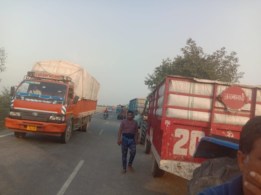 Jam at the border due to no entry of paddy farmers in Haryana