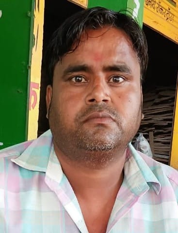 Rs 56 thousand snatched from commission agent in broad daylight