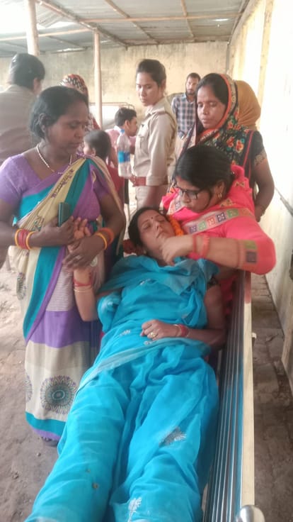 BJP leader climbs into overhead tank, threatens to jump