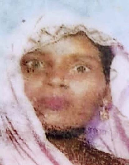 Budaun News: पिकअप ने ई-रिक्शा को मारी टक्कर, महिला की मौत Pickup hits e-rickshaw, woman dies