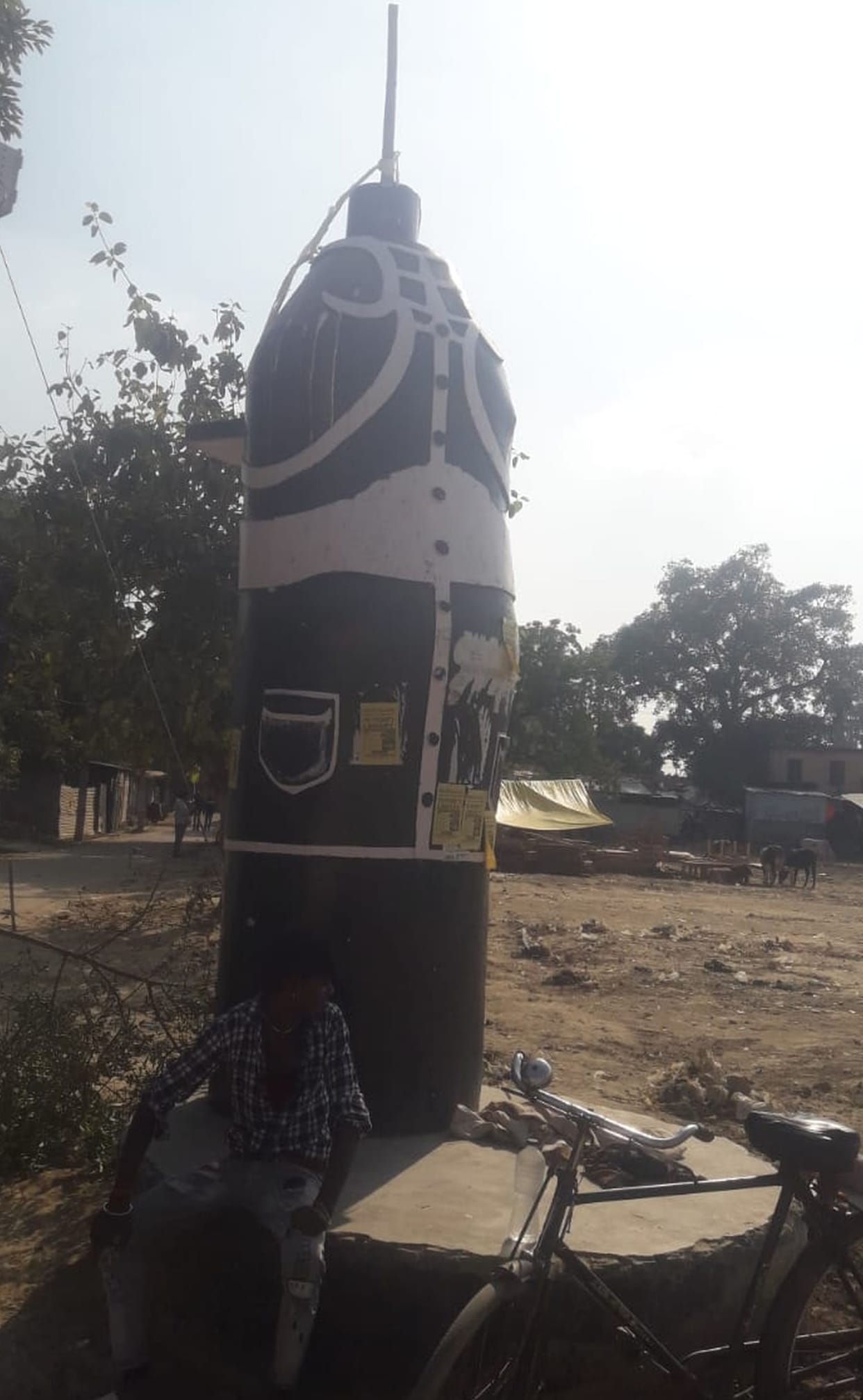 Amethi 35 and Jagdishpur made a 30 feet effigy of Ravana.