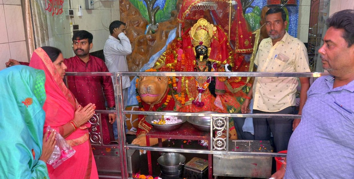 Mother Gauri was worshiped on Ashtami, girls feast was organized