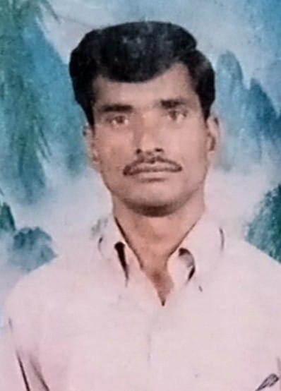 Truck crushes bike rider, husband dies