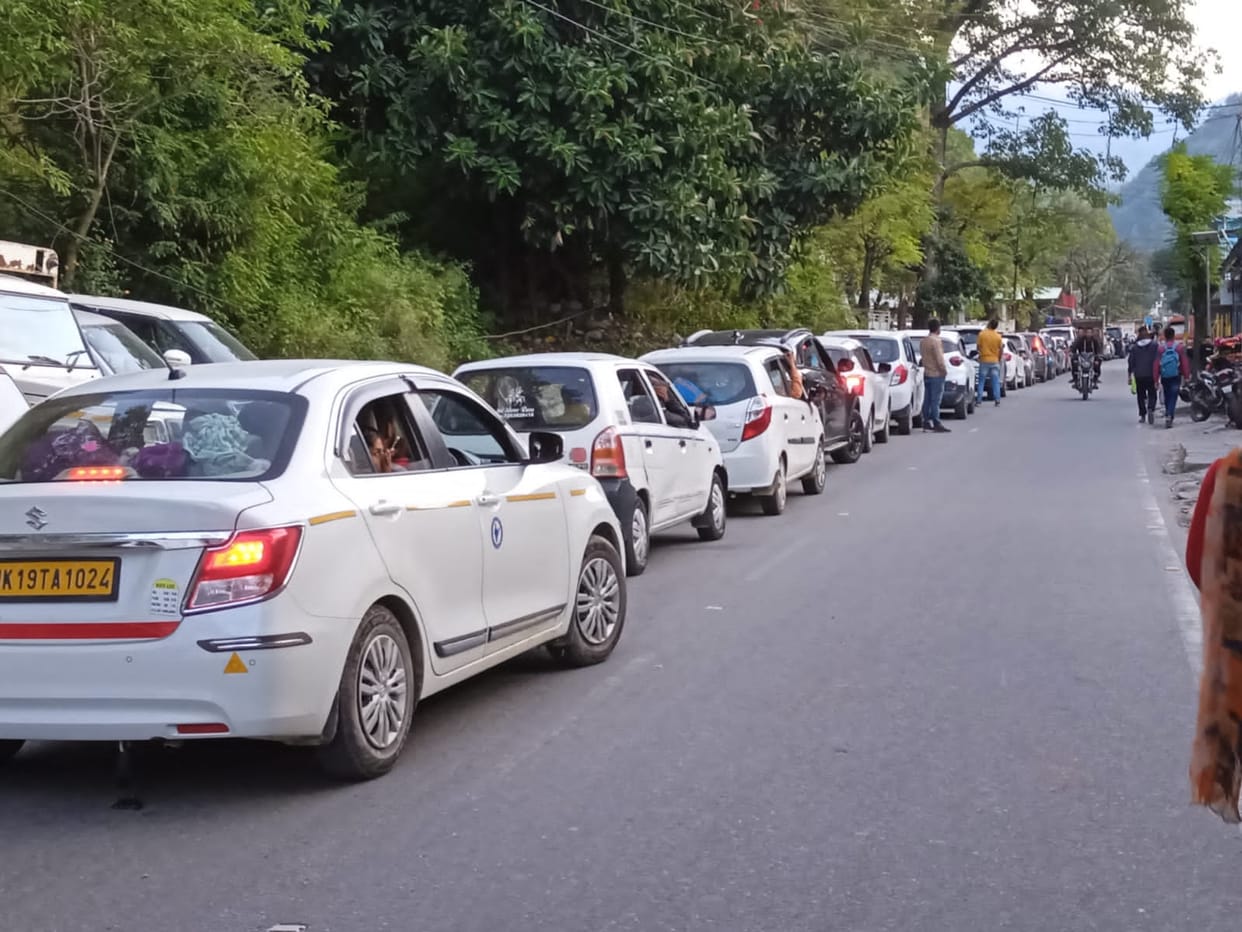 Face jam on Almora Highway for three more months
