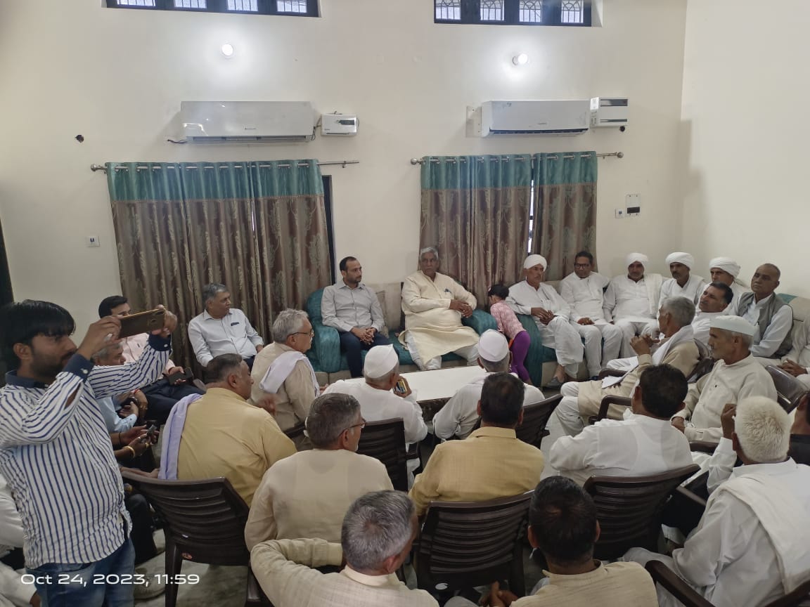 The five-hour long meeting between the mill's MD, Khap Chaudhary and farmers remained inconclusive.