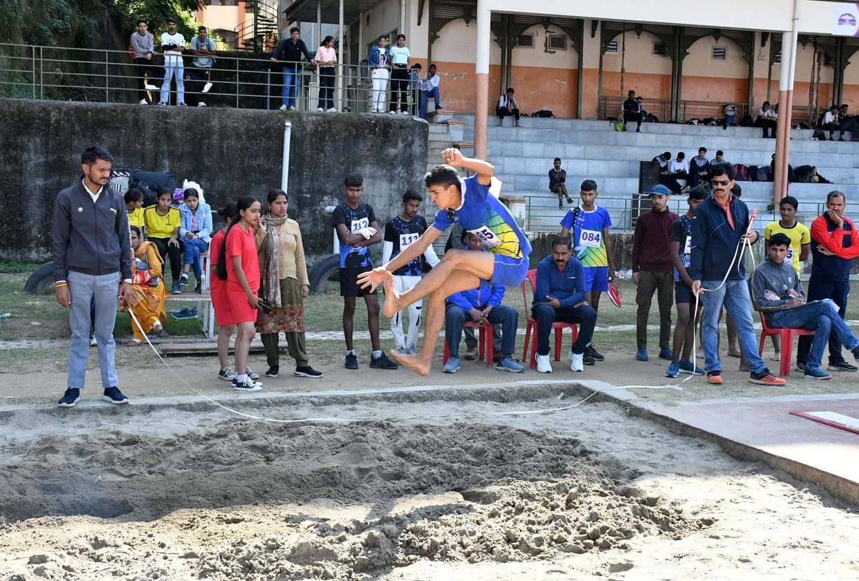Neon team defeated Orange in hockey, Arinjay topped in judo