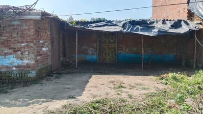 The insulator installed on the high tension line pole inside the house burst