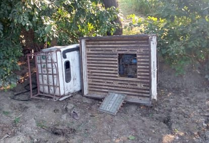 Race started on the highway, bus and tempo overturned in Khanti