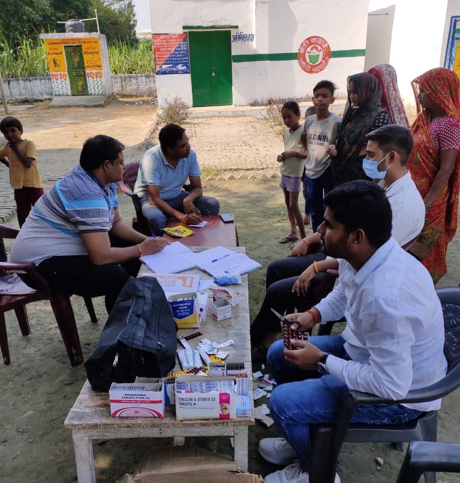 Student died of dengue and three people died of fever