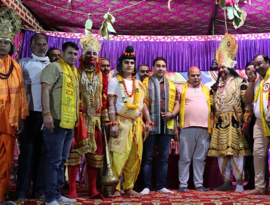 Angad set his foot in Ravana's court, but the warrior could not move him.
