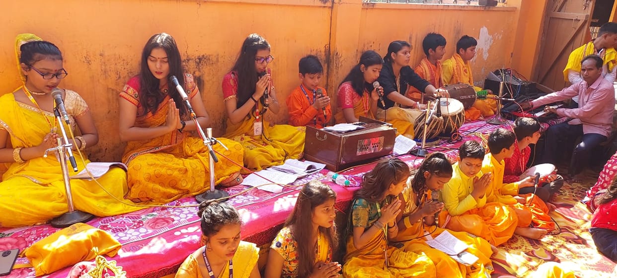 Yagya performed in Gayatri Shakti Peeth in the presence of students