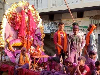 Immersion of Navadurga idol took place with great pomp