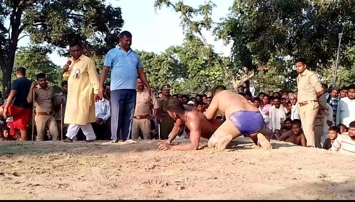 Ayodhya's Lahri Baba defeats Punjab's Vicky