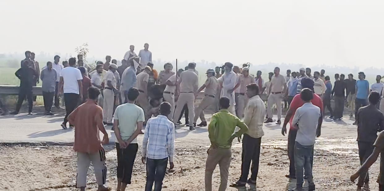 When farmers created ruckus on Haryana border, police lathicharged