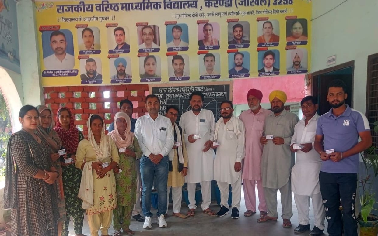 SMC and Panchayat's decision in village Karandi, tablets should not be given to students