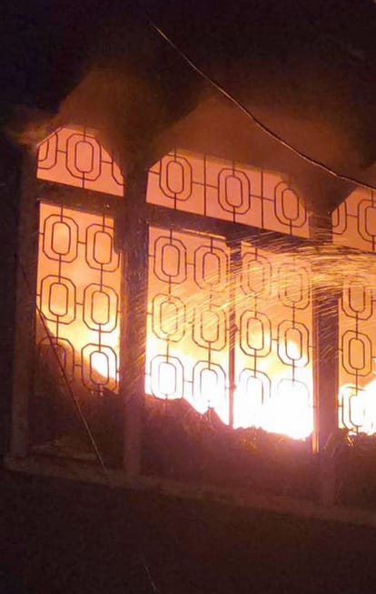 Fire breaks out in paint warehouse in Islamnagar, loss worth lakhs