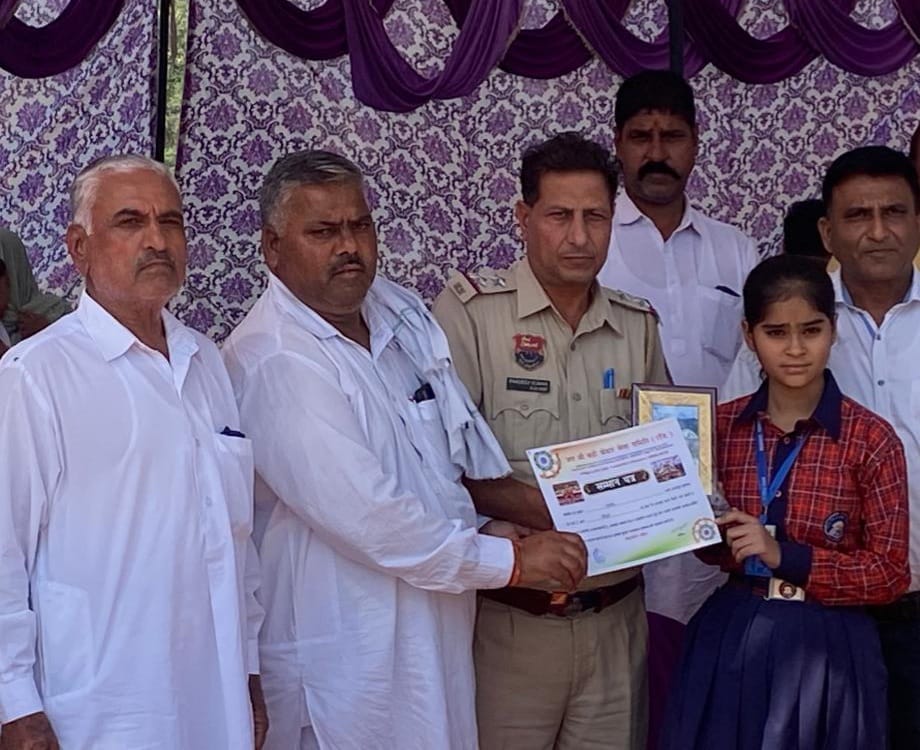 Rajat wrestler won the first prize of Dangal