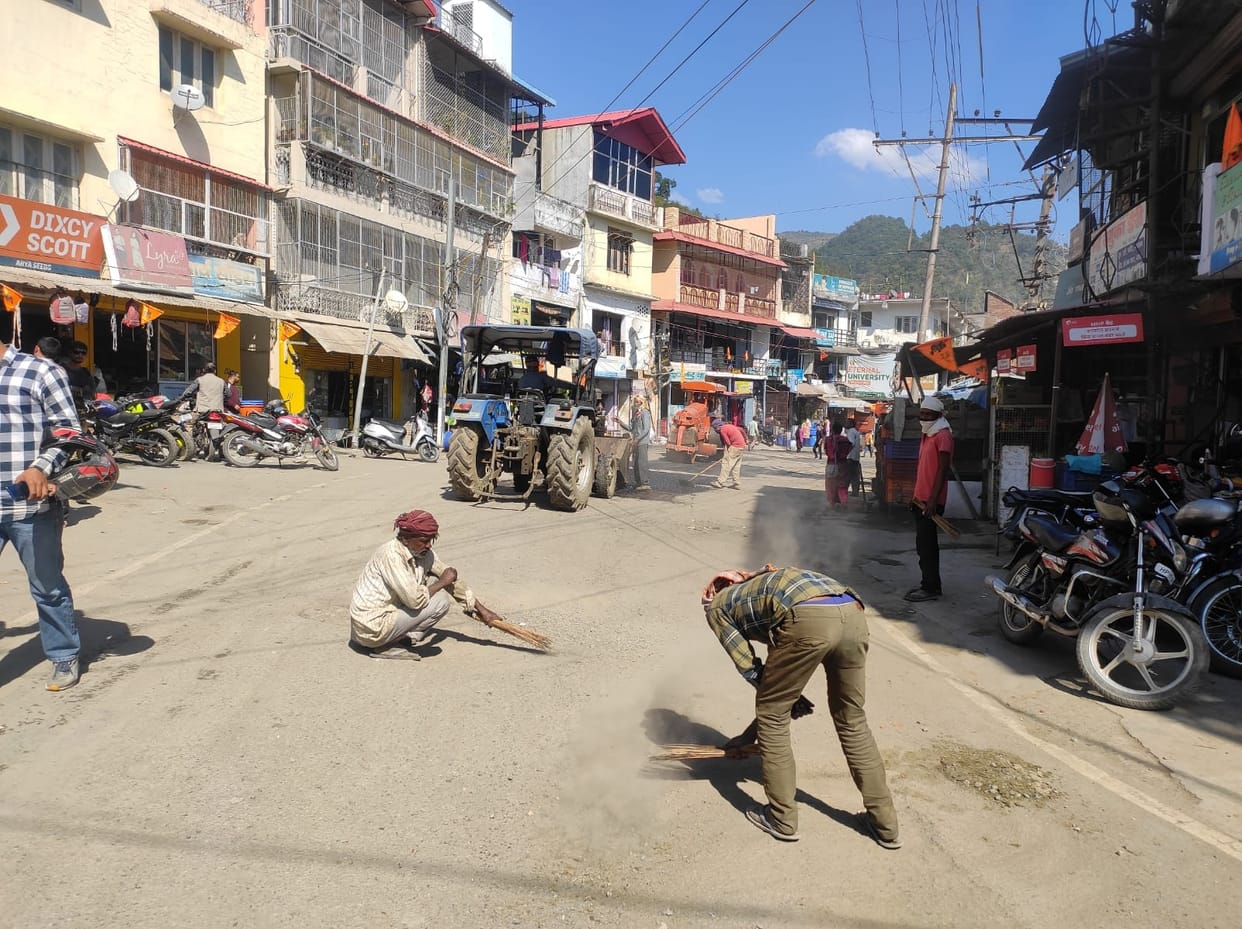 road maintains work and others activity begin in dadhahu area