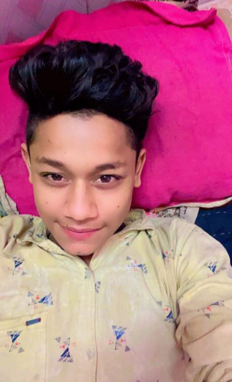 Friends killed Godkar with knives, threw the body in the bush.