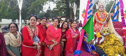 The townspeople were emotional after seeing the reconciliation of Ram and Bharat