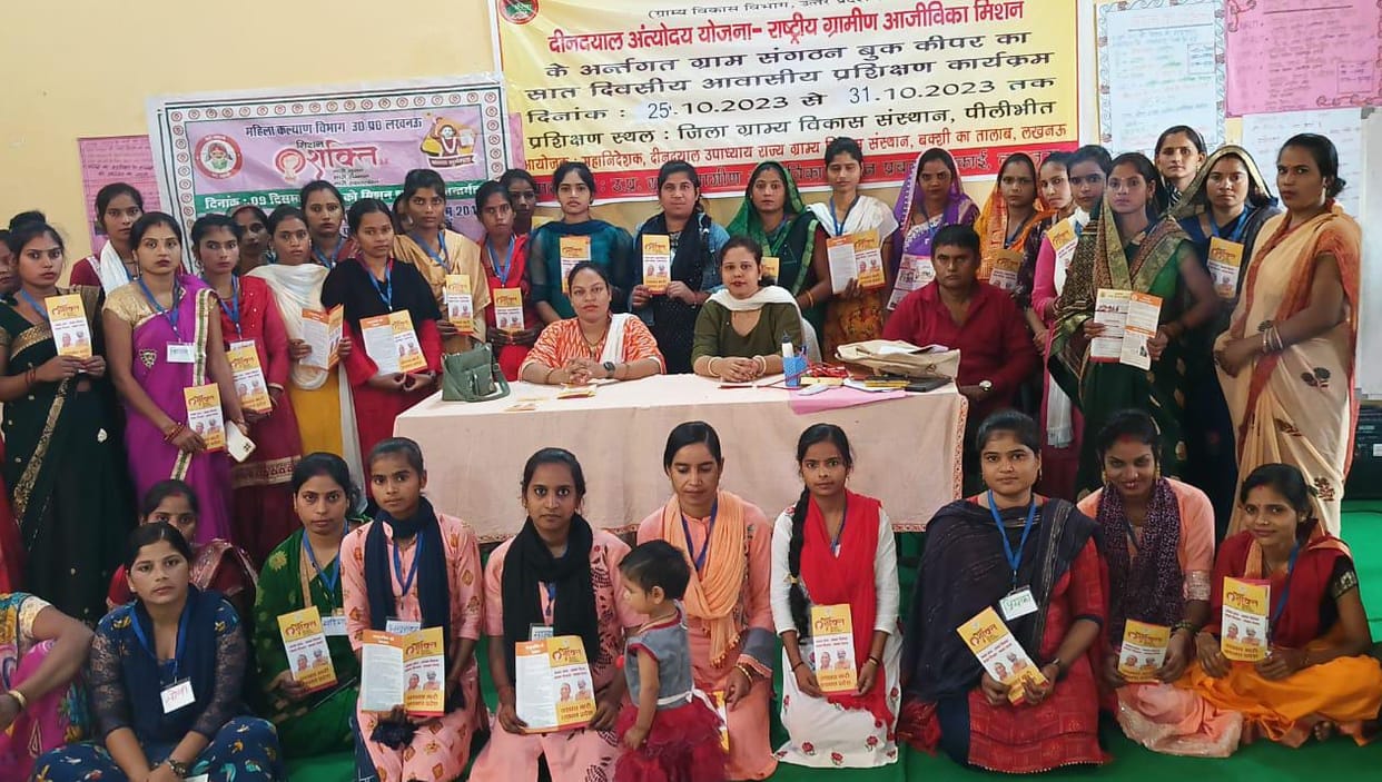 Information about helpline numbers given to women