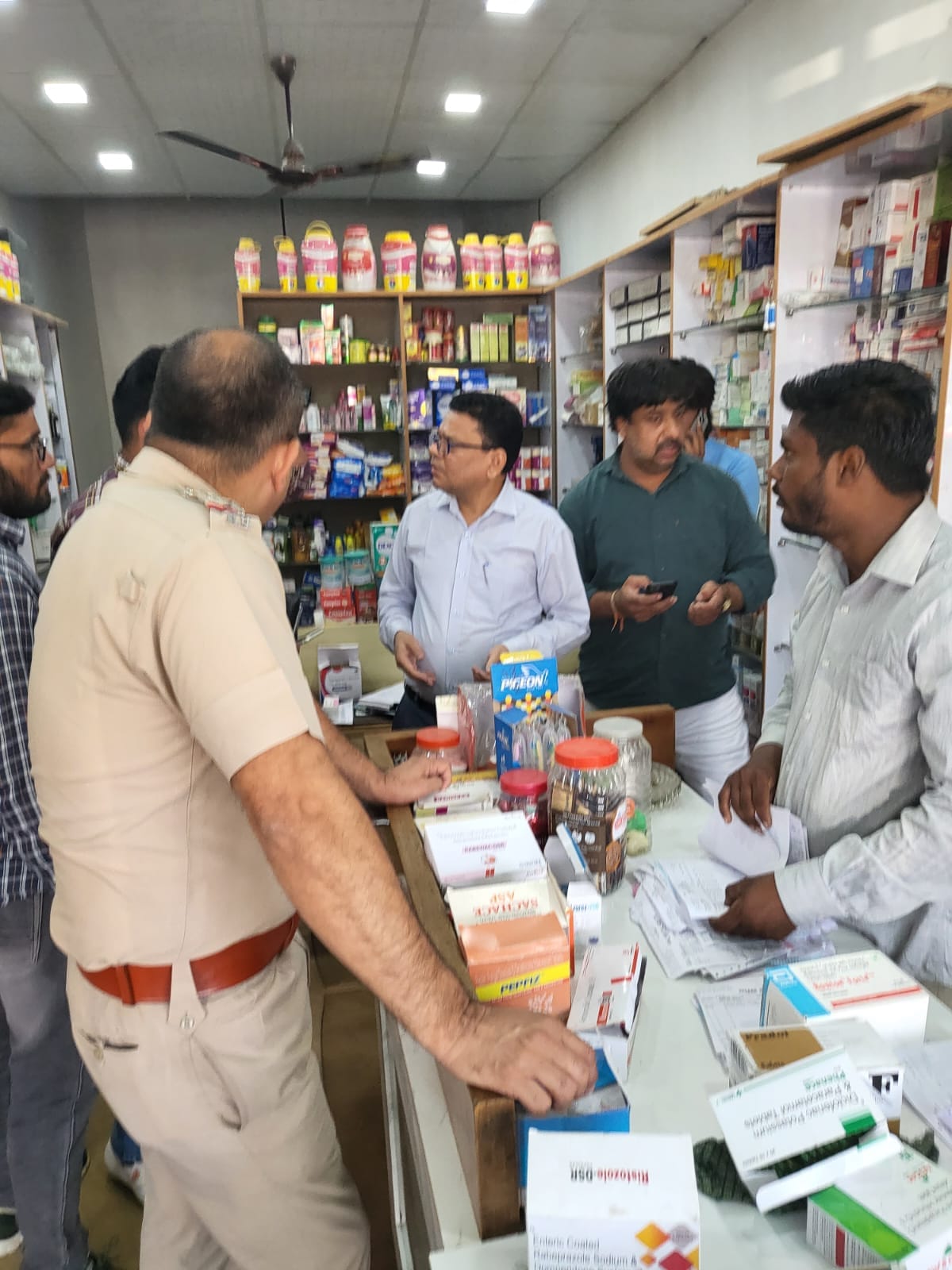 Drugs were being sold at medical stores outside civil hospital and private school, team sealed six medical stores.
