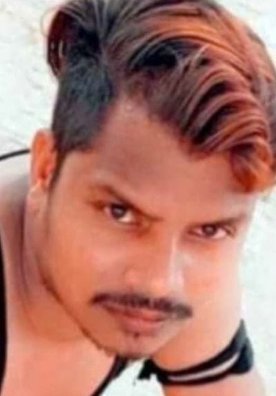 Budaun News: हाईटेंशन लाइन से सरिया छू जाने पर युवक की करंट से मौत Young man dies of electrocution after touching high tension line bars