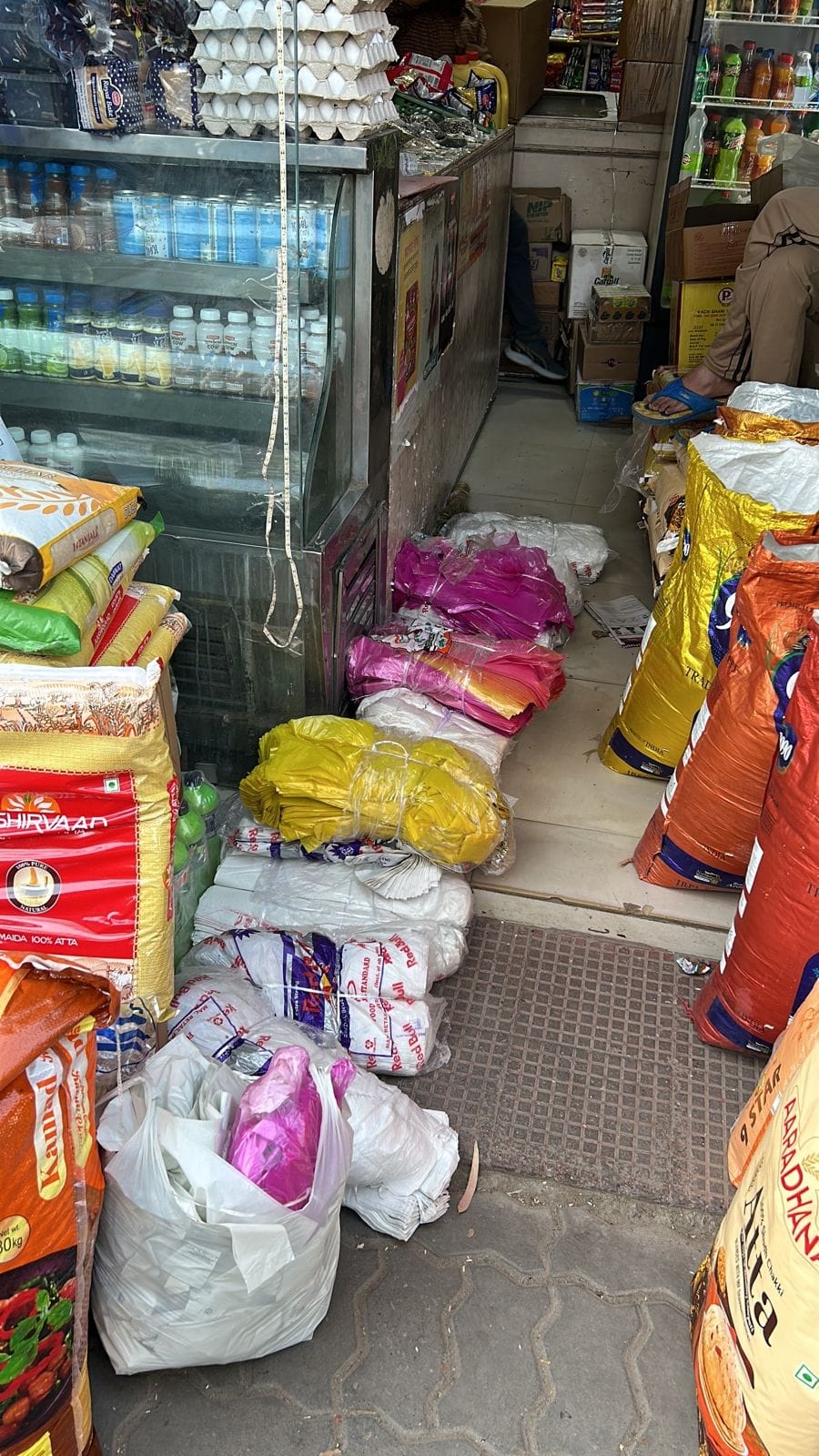 polution chalan in nahan bazar