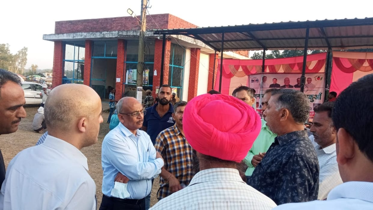 state food and supply corporation md visit in ponta and dhaulakunwa mandi