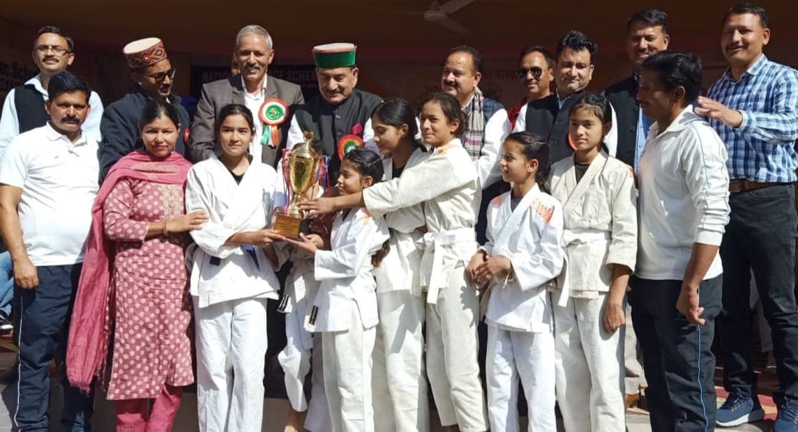 Girls of Balh School of Chauharghati stood first in Judo.