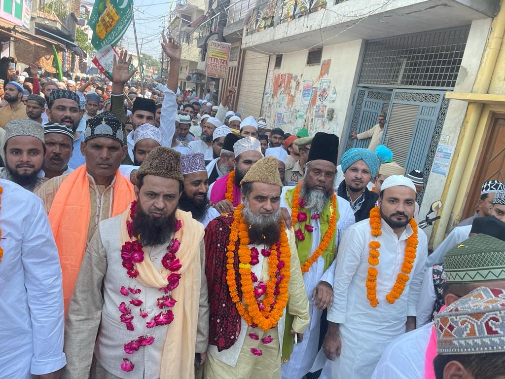 Procession-e-Gousiya took out with full glory