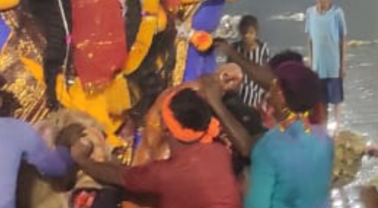 Kept tearing off dresses and jewelery from the statues, kept pulling out garlands of money from their necks