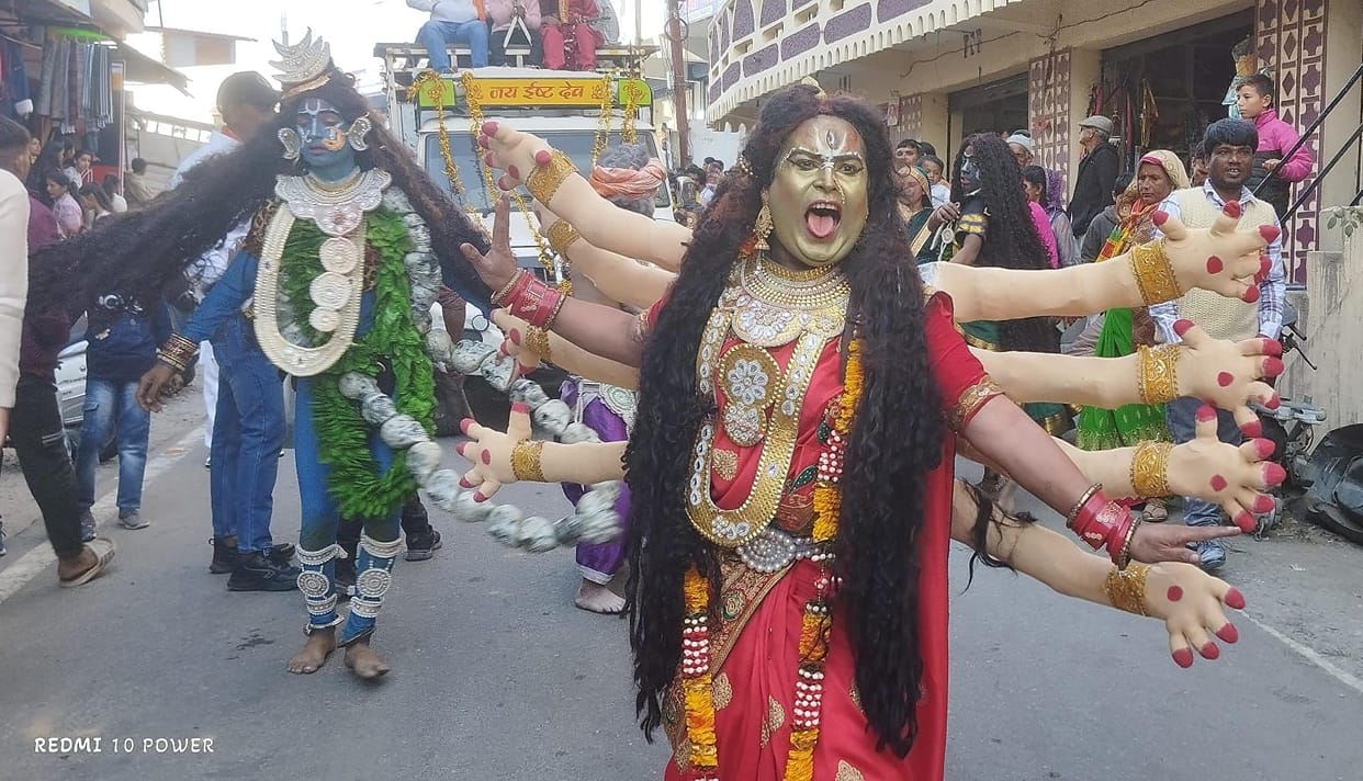 Tableaux and procession taken out in Champawat and Tanakpur