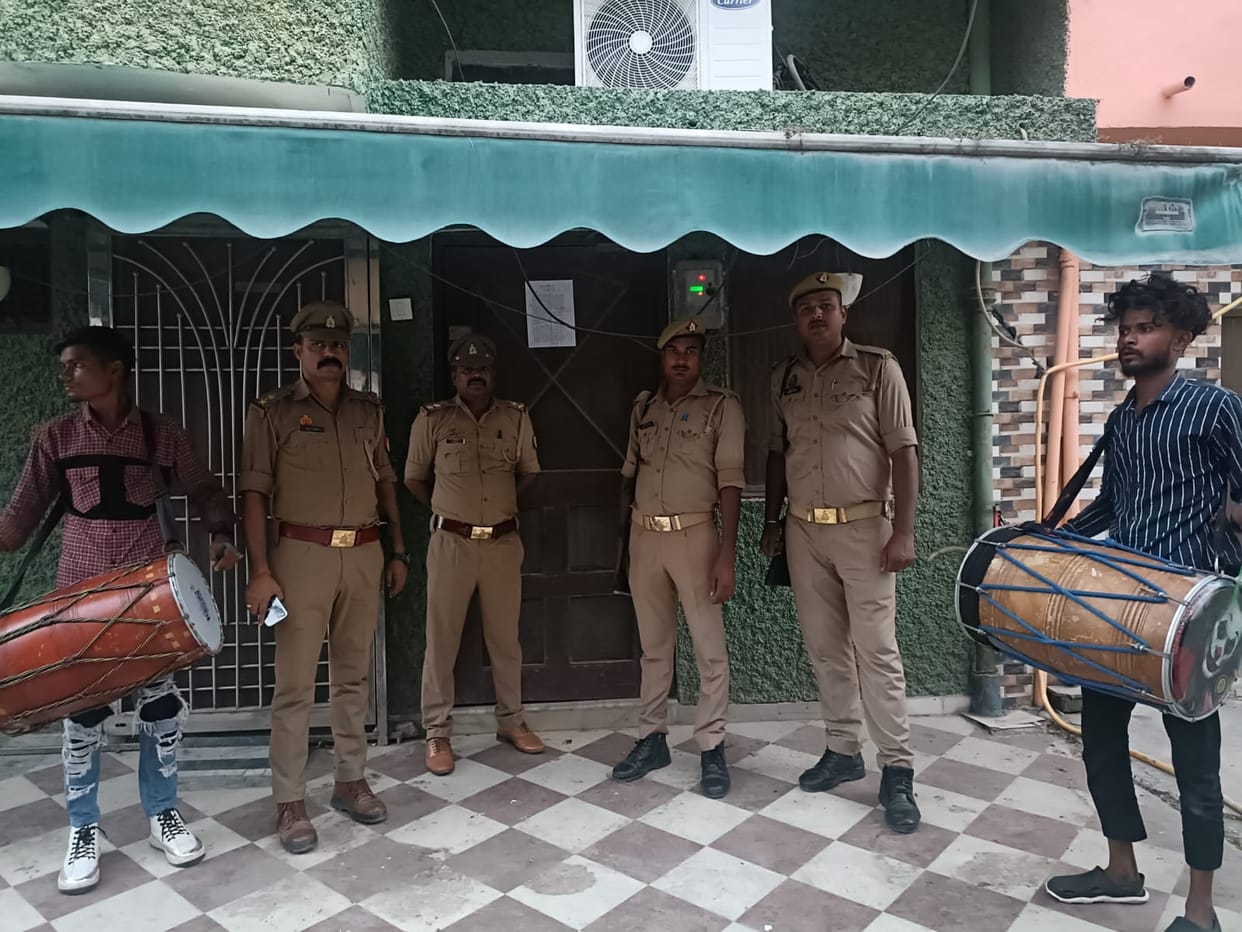 Attachment notice pasted at absconding quack house