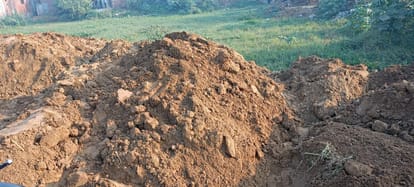 After the police left, soil was again poured into the pond.
