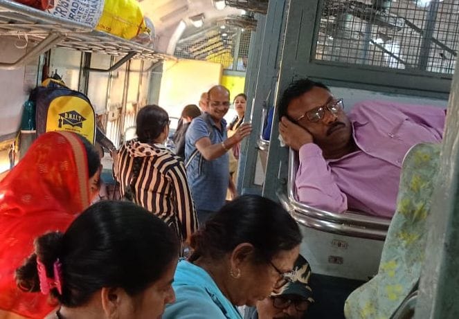 problem of travelaers in festivals