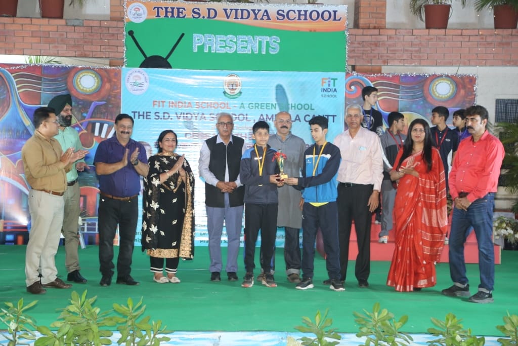 Advika and Navaya of Faridabad first in badminton