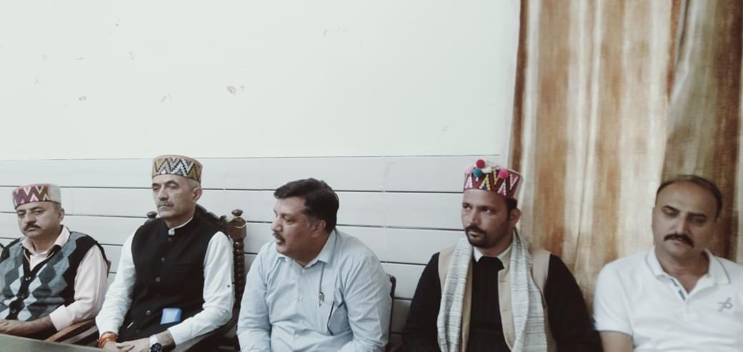 state govt. not working for favour of haaatti community