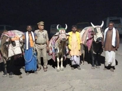 Three Muslim men arrested for begging in the guise of a monk