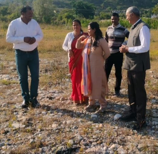 Two stages will be constructed with fifteen and a half lakh rupees