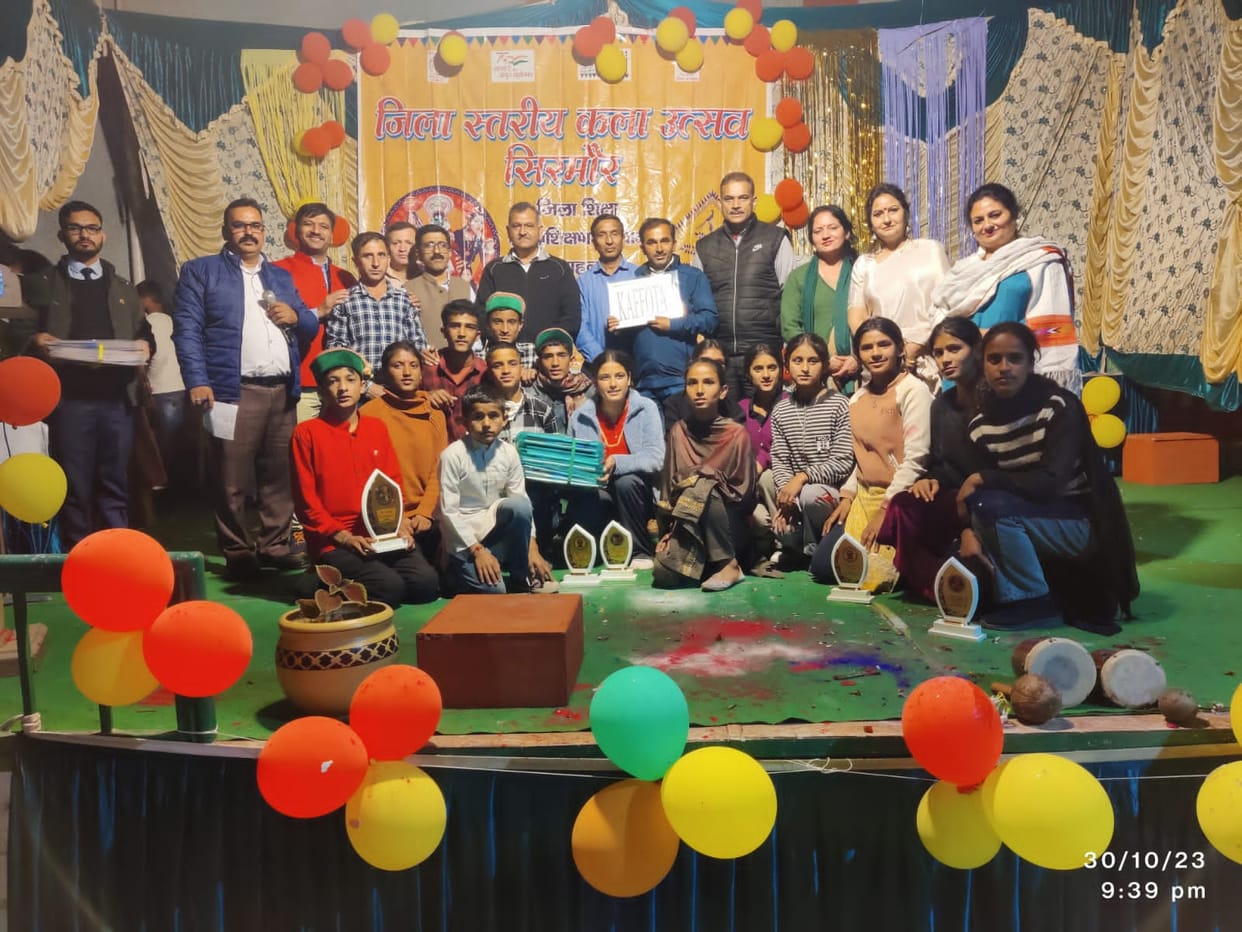 shristi from rajgargh stood first in classical music