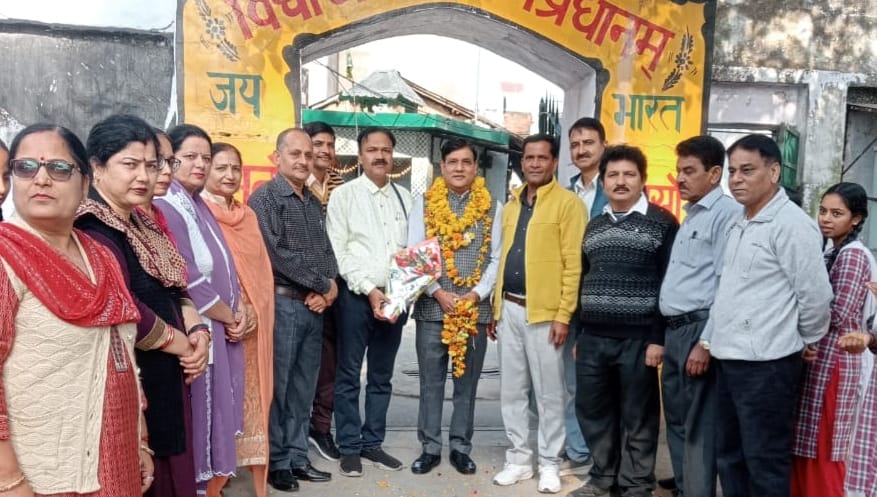 Deputy Director of Education visited Jawali School