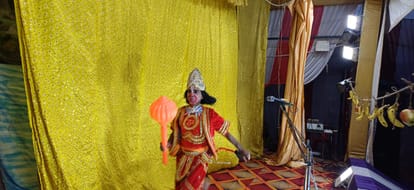 Hanuman burnt the golden Lanka with the fire he set in his tail.