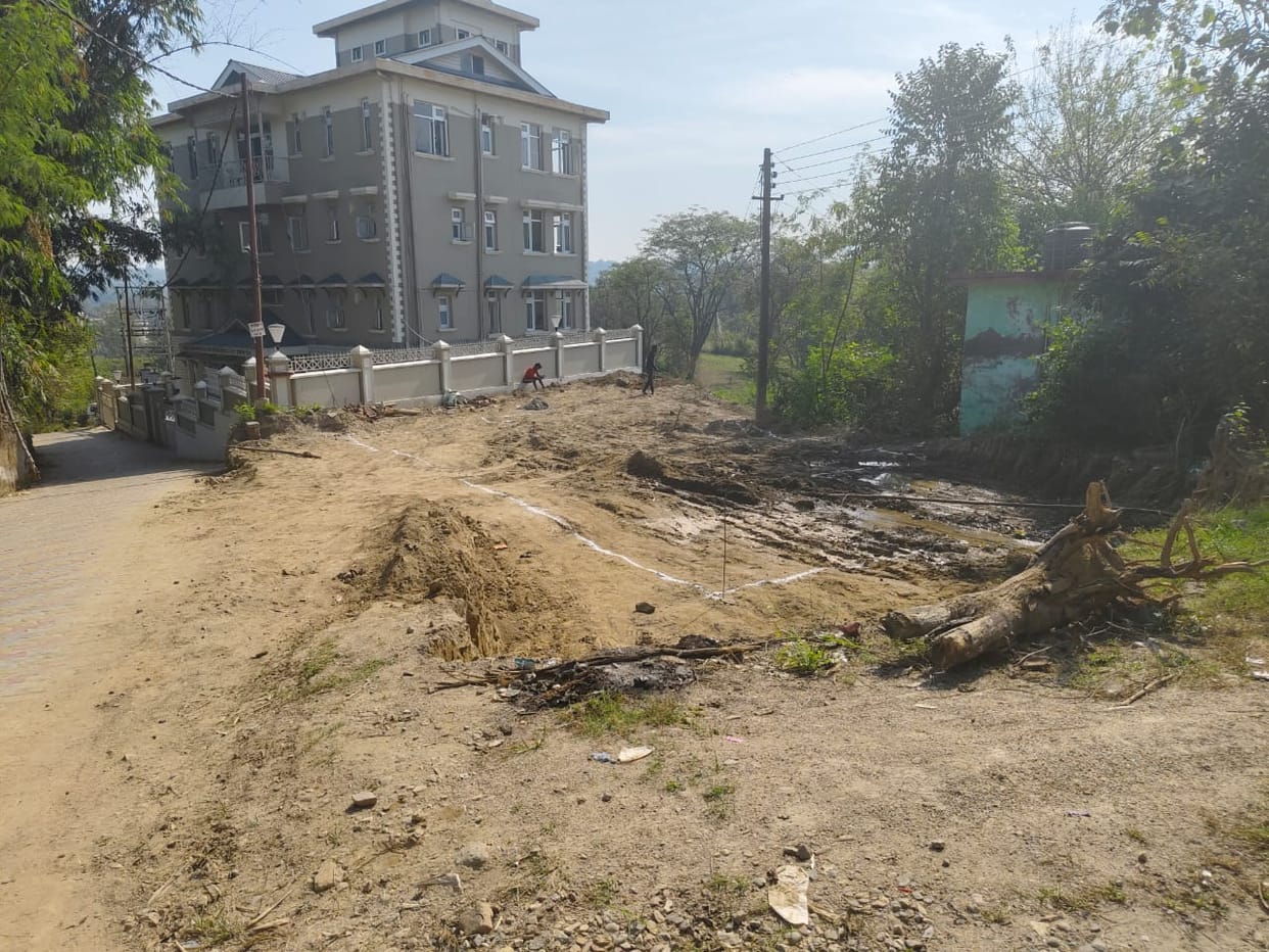 Housing will also be built for the employees of Animal Husbandry Department