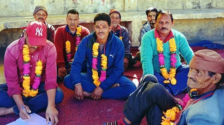 Villagers of Khainuri stuck on serial fast