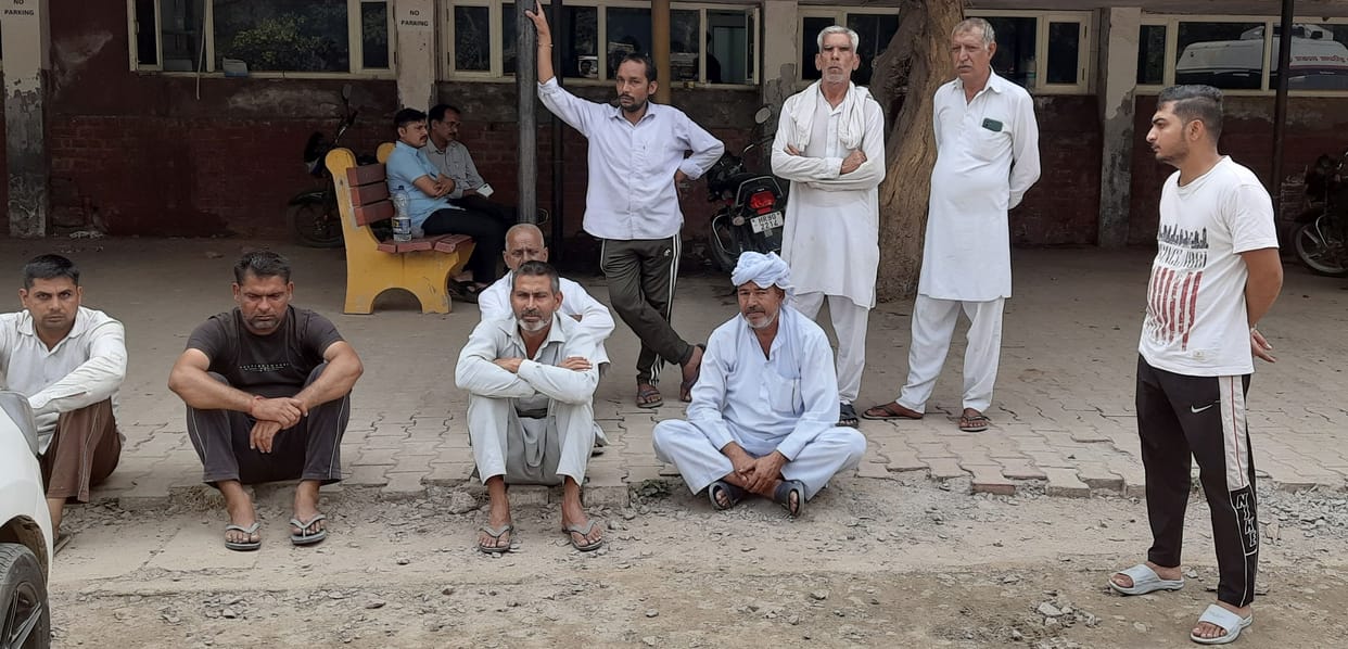 Wife's marriage ruined on Karva Chauth, farmer gets hit by super seeder machine