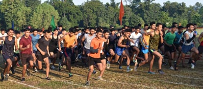 सेना भर्ती 2024: आठवीं व दसवीं पास युवाओं के लिए शानदार मौका, इस तारीख तक करें आवेदन Army Recruitment 2024 Great opportunity for 8th and 10th pass youth, apply by this date