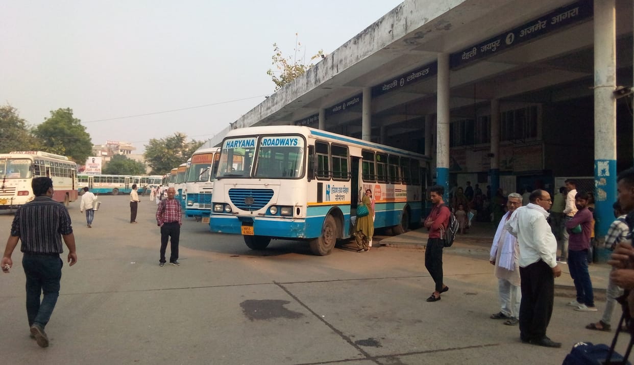 30 BS-4 buses removed from entry ban in Delhi