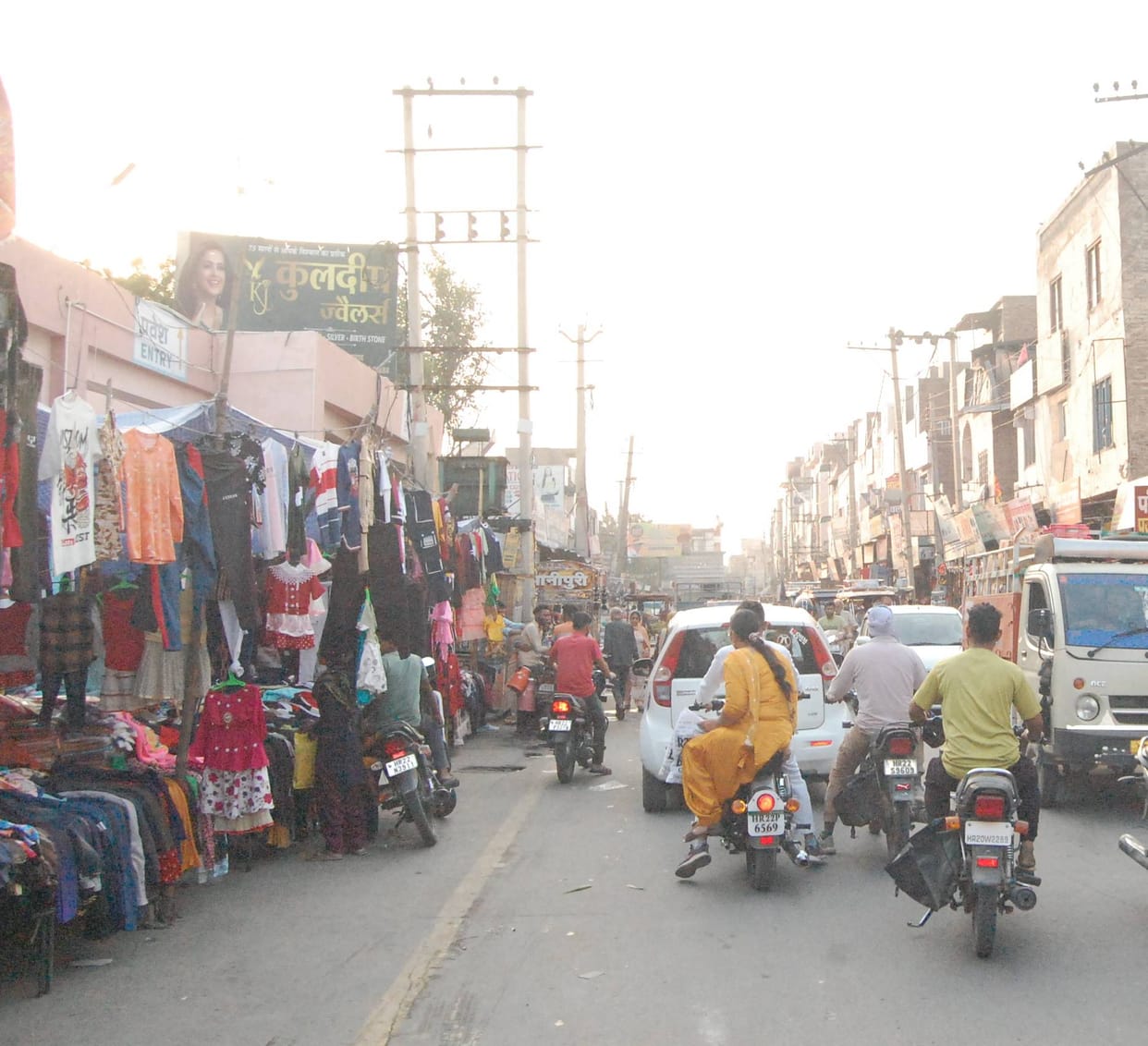 Pradhan will return the amount of Tehbazari to the street vendors and stall operators from his own pocket.