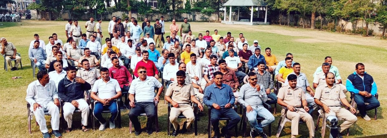 Police SPOs united to demand increase in salary